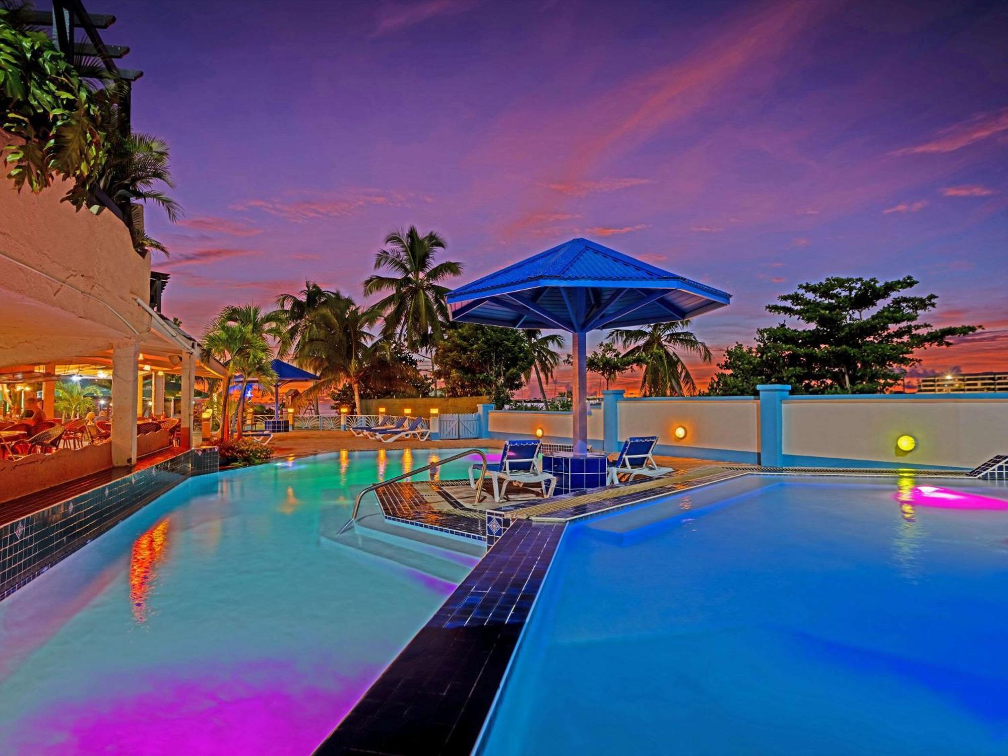The Atrium Beach Resort And Spa, Ascend Hotel Collection Simpson Bay Exteriér fotografie