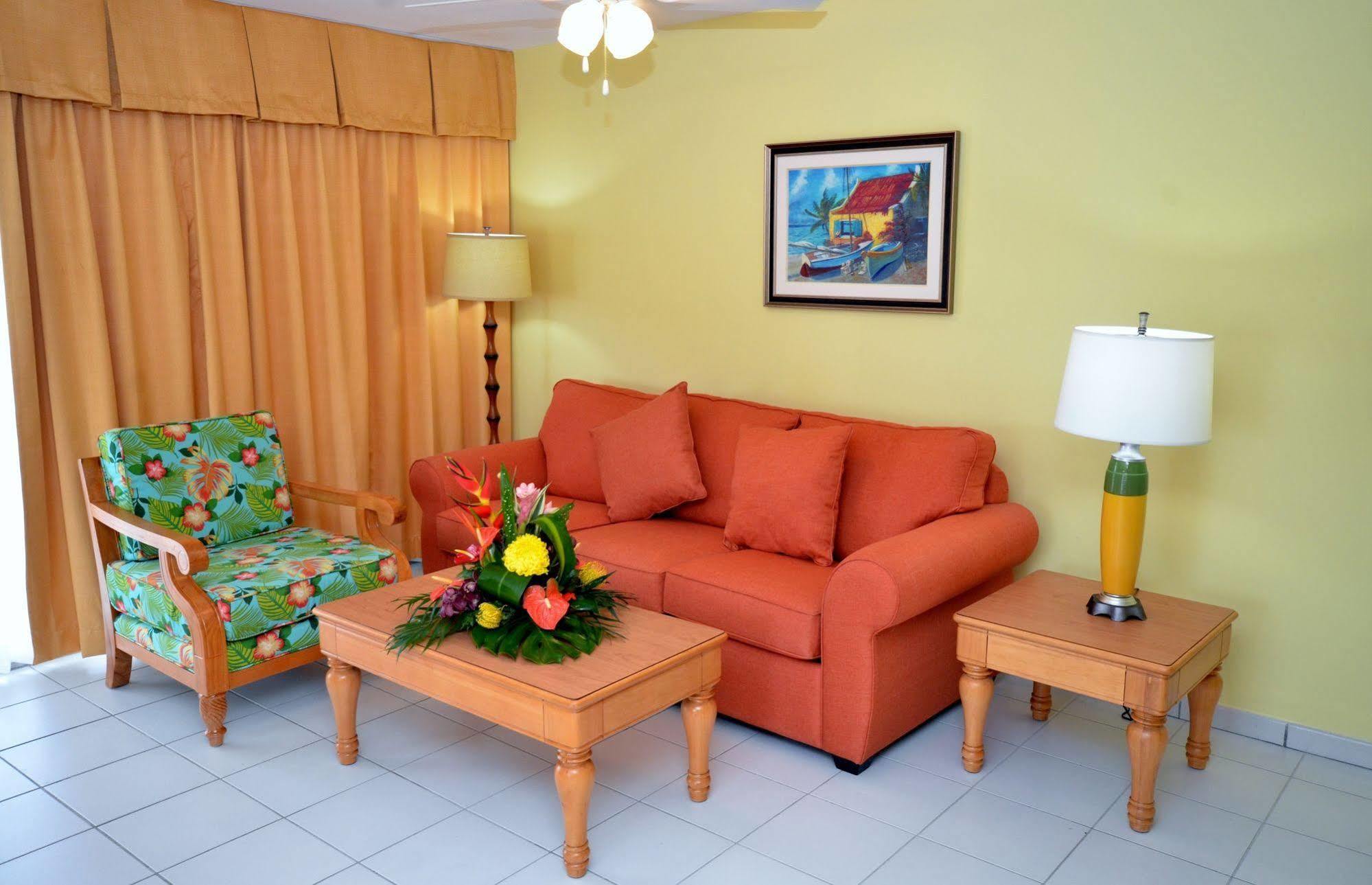 The Atrium Beach Resort And Spa, Ascend Hotel Collection Simpson Bay Exteriér fotografie