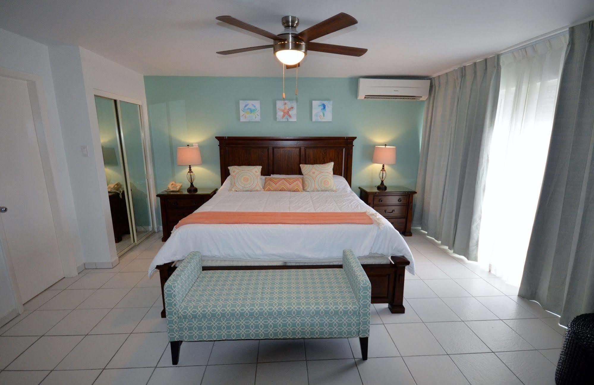 The Atrium Beach Resort And Spa, Ascend Hotel Collection Simpson Bay Exteriér fotografie